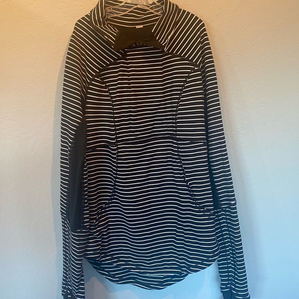 Lululemon quarter zip